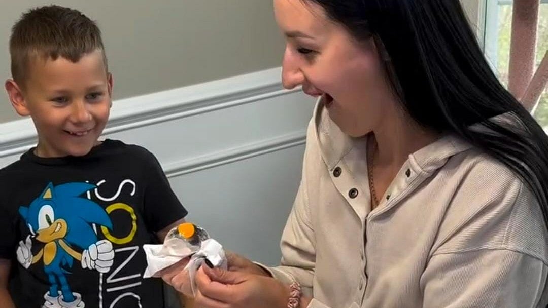 Instagram : Egg and toothpaste experiment